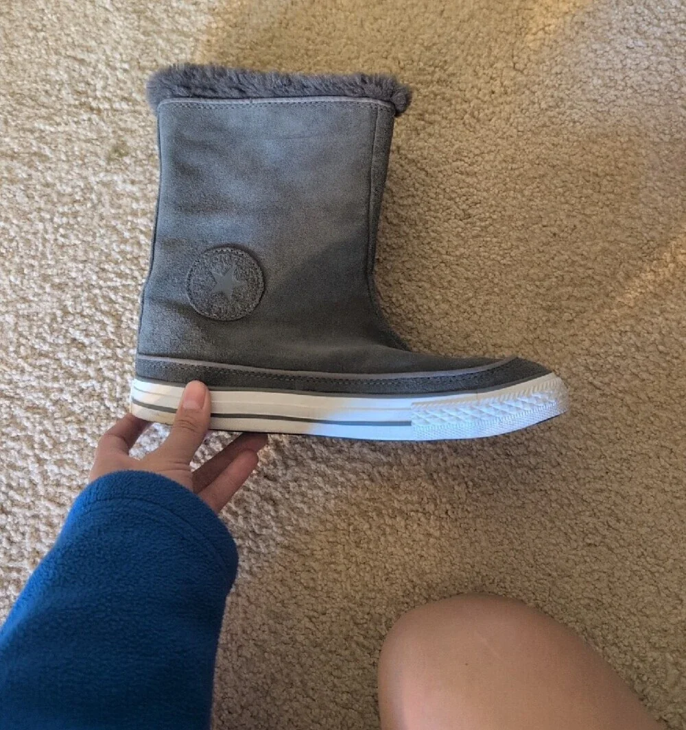 Converse All-Star Beverly Fur-lined Suede Boots